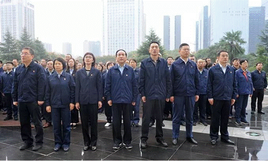 NG28集团进行庆祝新中国成立暨“不忘初心服膺使命”主题升旗典礼